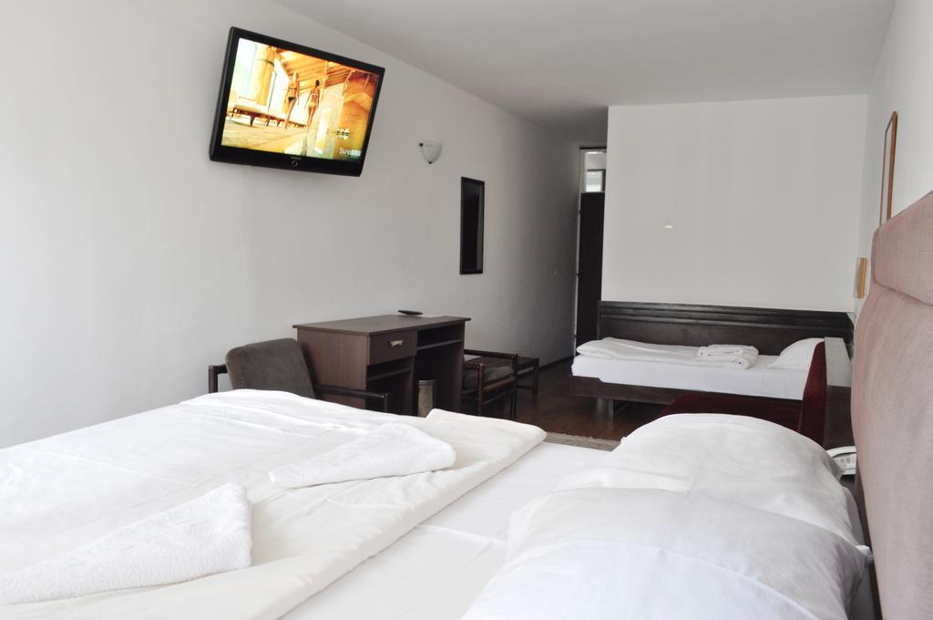 Hotel Komovi Andrijevica المظهر الخارجي الصورة